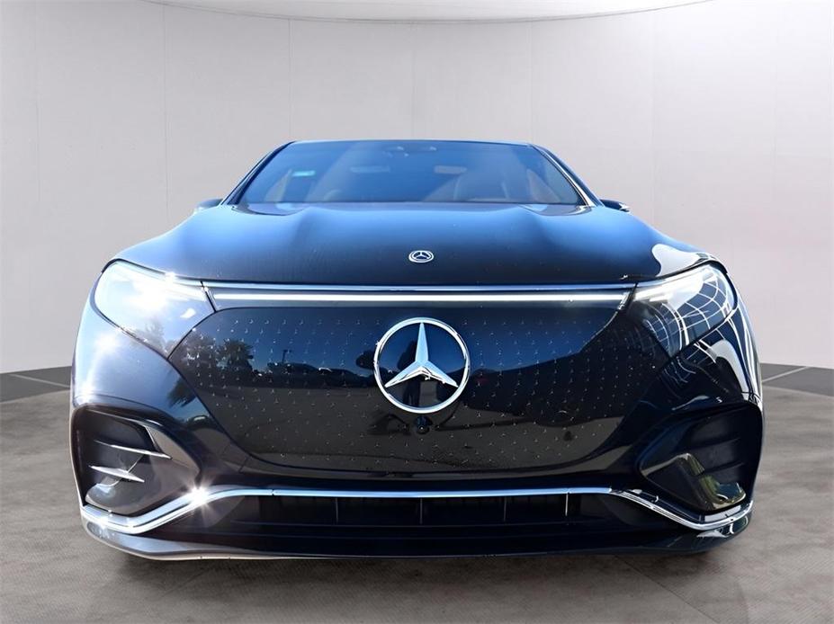 new 2023 Mercedes-Benz EQS 580 car, priced at $136,240