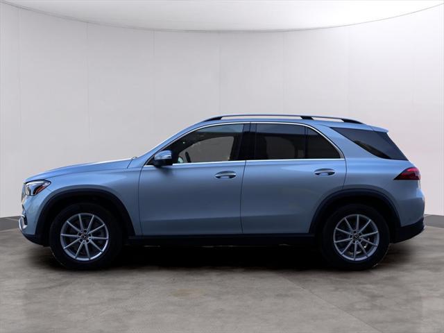 new 2025 Mercedes-Benz GLE 450 car, priced at $81,210