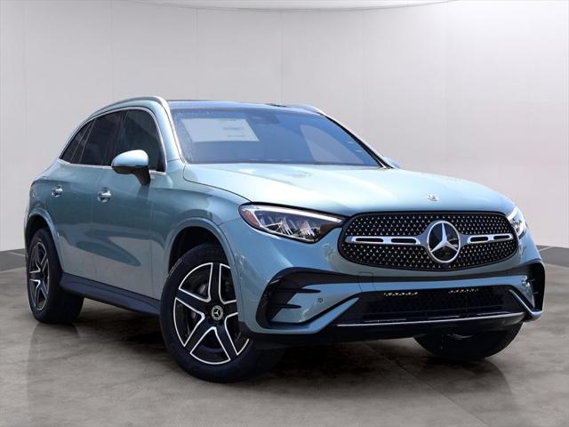 new 2025 Mercedes-Benz GLC 300 car, priced at $62,015