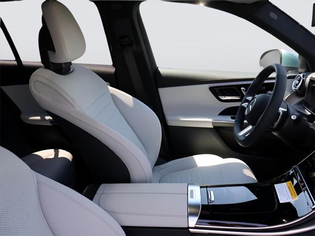new 2025 Mercedes-Benz GLC 300 car, priced at $62,015