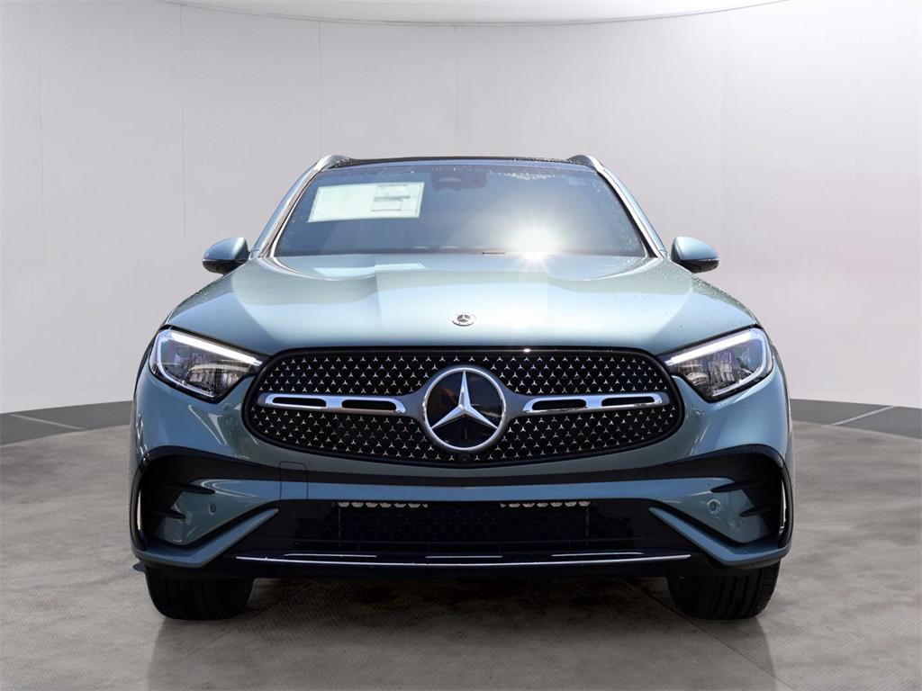 new 2025 Mercedes-Benz GLC 300 car, priced at $62,015