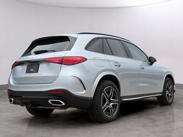 new 2024 Mercedes-Benz GLC 300 car, priced at $64,955