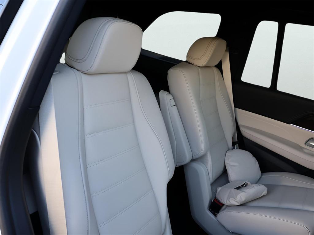 new 2026 Mercedes-Benz GLS 580 car, priced at $126,120