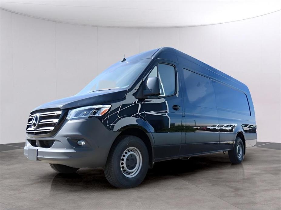 new 2024 Mercedes-Benz Sprinter 2500 car, priced at $81,365