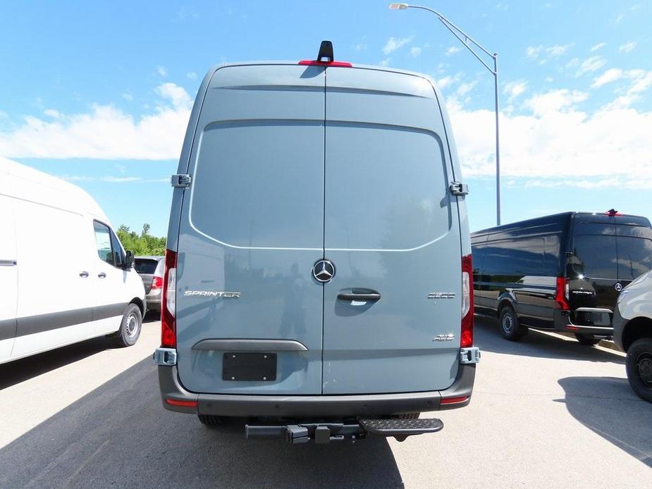 new 2024 Mercedes-Benz Sprinter 2500 car, priced at $84,677