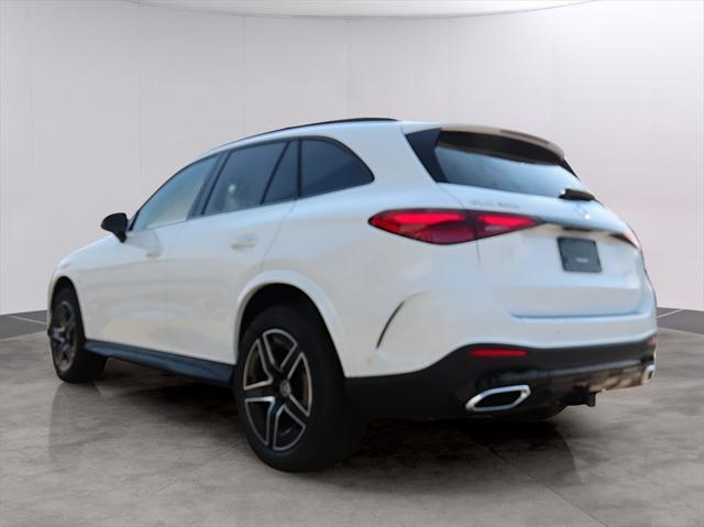 new 2024 Mercedes-Benz GLC 300 car, priced at $59,615