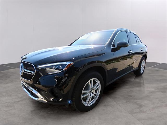 new 2025 Mercedes-Benz GLC 300 car, priced at $57,300