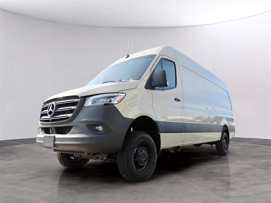 new 2024 Mercedes-Benz Sprinter 2500 car, priced at $83,272