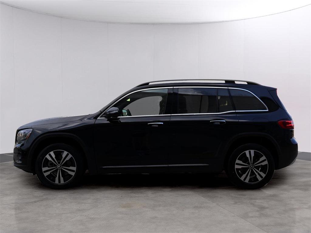 new 2025 Mercedes-Benz GLB 250 car, priced at $51,695