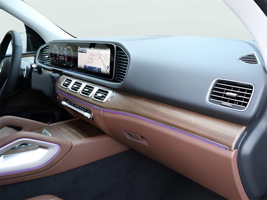 new 2026 Mercedes-Benz GLE 450 car, priced at $81,440