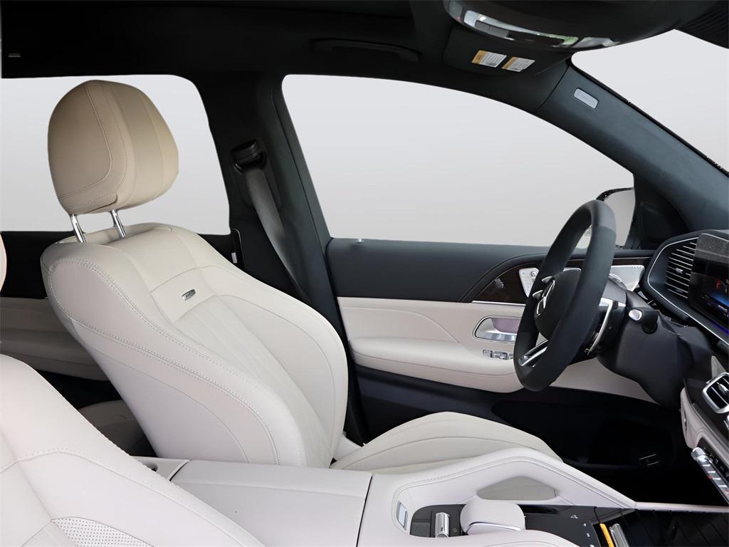 new 2025 Mercedes-Benz AMG GLS 63 car, priced at $157,825
