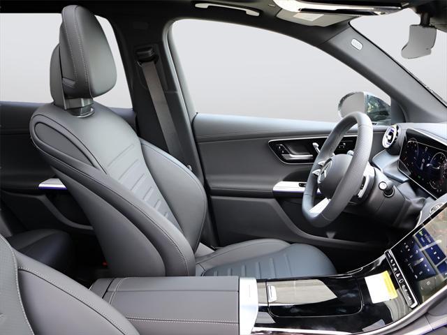 new 2025 Mercedes-Benz GLC 350e car, priced at $70,640