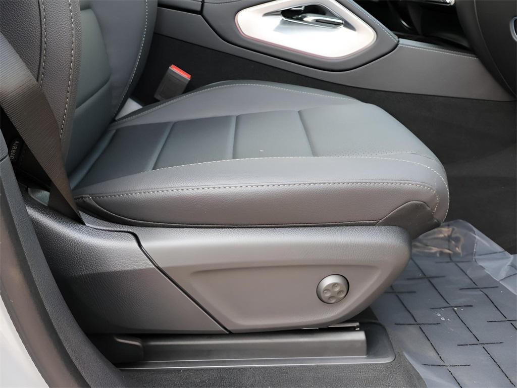 new 2025 Mercedes-Benz GLE 450 car, priced at $86,320