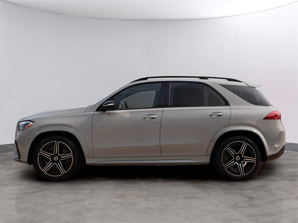 new 2025 Mercedes-Benz GLE 450 car, priced at $86,320