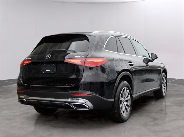 new 2025 Mercedes-Benz GLC 300 car, priced at $53,165