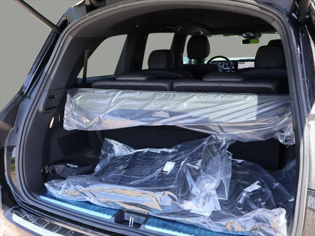 new 2025 Mercedes-Benz GLS 450 car, priced at $96,220