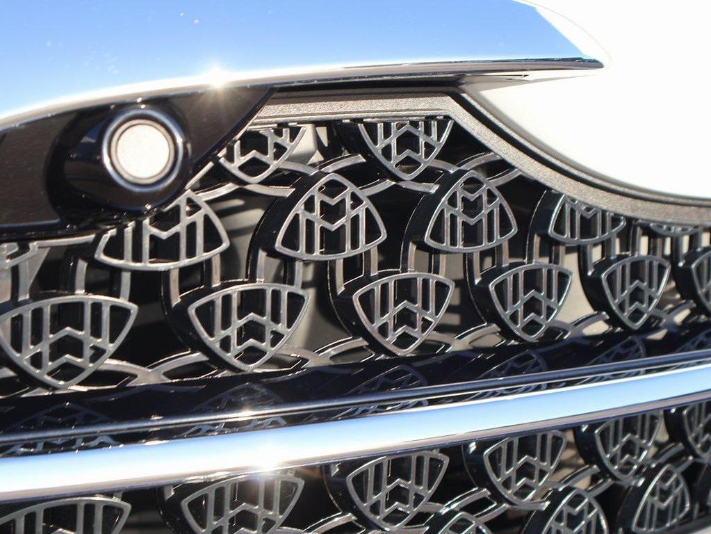 new 2026 Mercedes-Benz Maybach SL 680 Monogram Series car, priced at $257,685