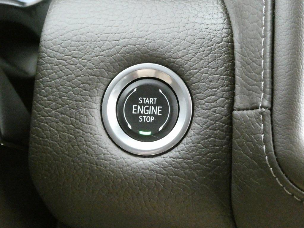 used 2024 GMC Yukon car, priced at $71,028