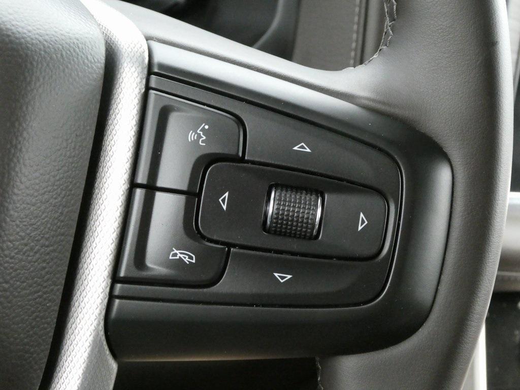used 2024 GMC Yukon car, priced at $71,028