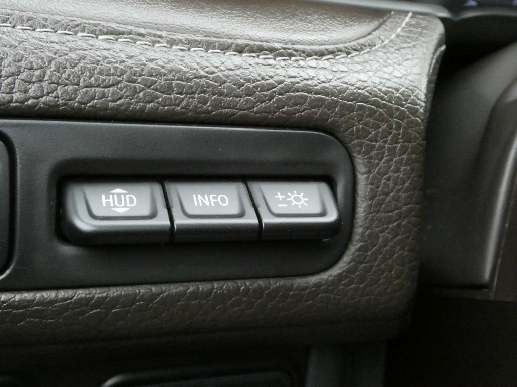 used 2024 GMC Yukon car, priced at $71,028