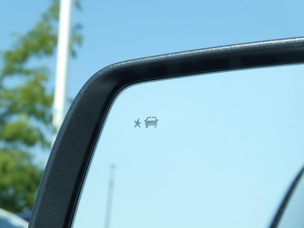 used 2023 GMC Acadia car, priced at $31,456