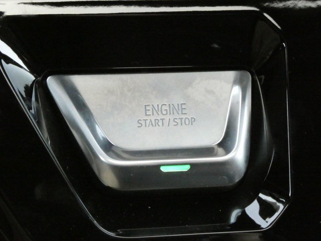 new 2025 GMC Sierra 2500 car, priced at $84,120