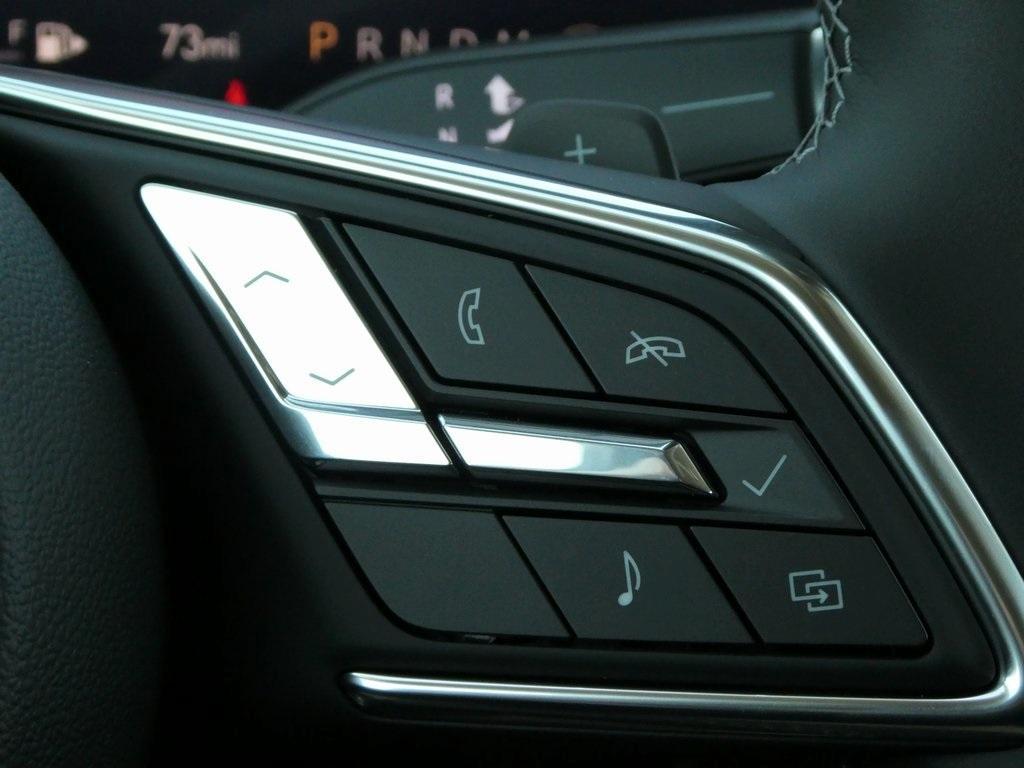 new 2025 Buick Envision car, priced at $38,451