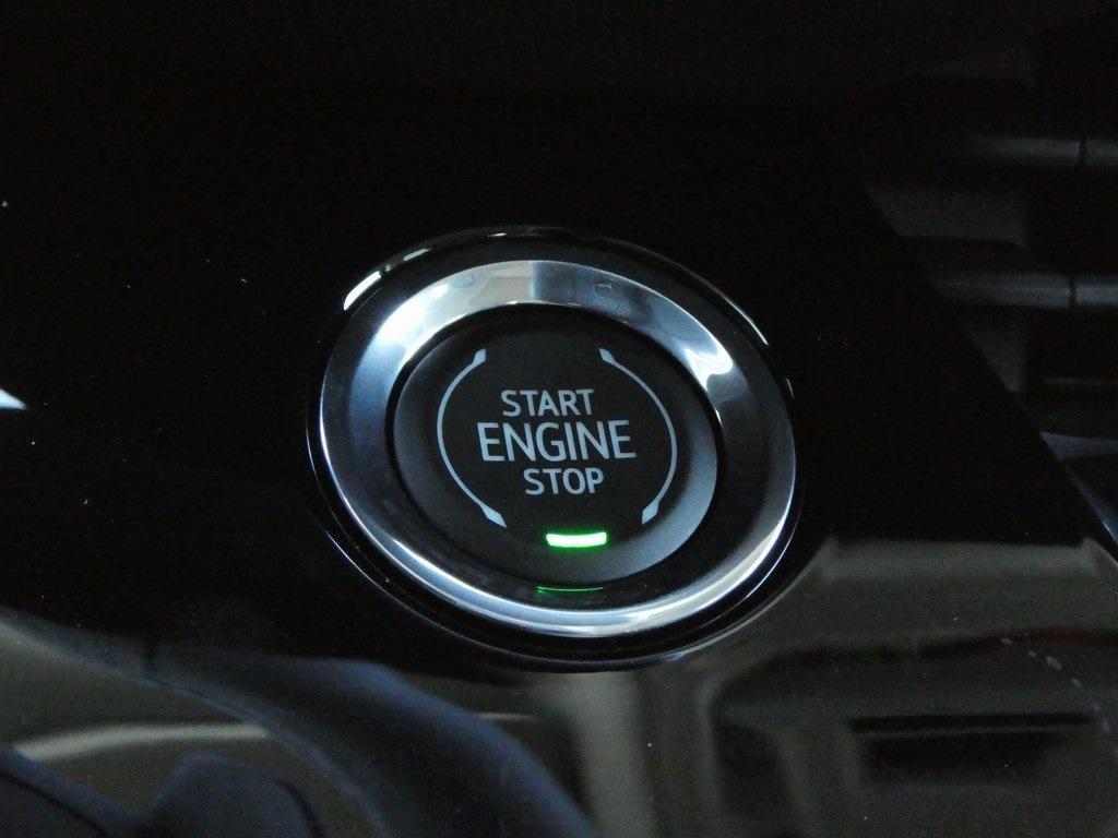 new 2025 Buick Envision car, priced at $38,451