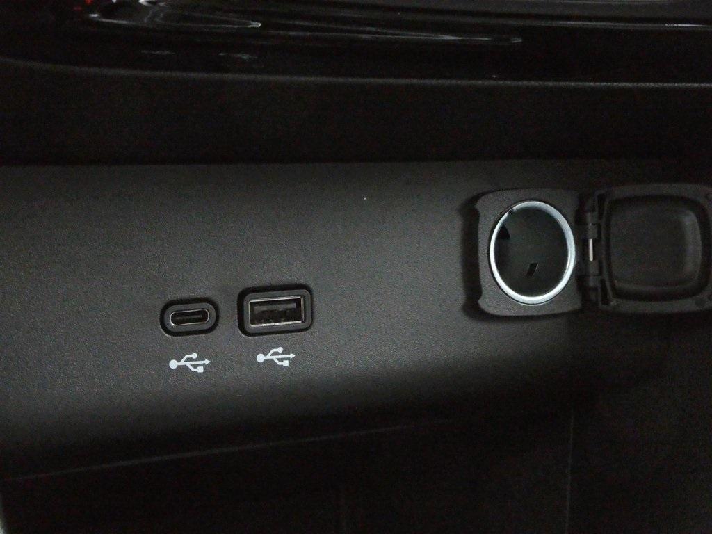 new 2026 Buick Encore GX car, priced at $33,630