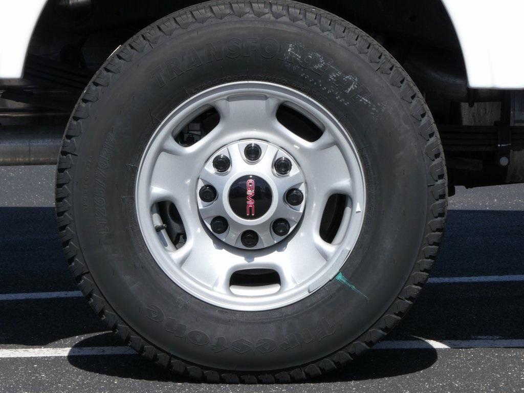 new 2024 GMC Sierra 2500 car, priced at $58,996