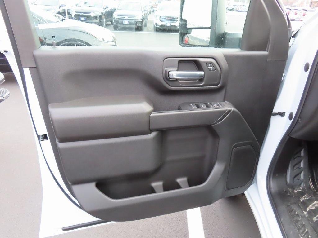 new 2024 GMC Sierra 3500 car, priced at $59,995