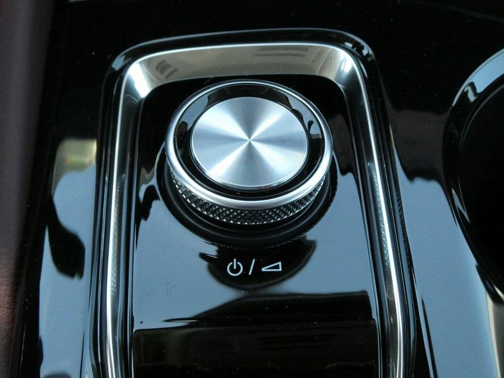 new 2025 Buick Envision car, priced at $41,548