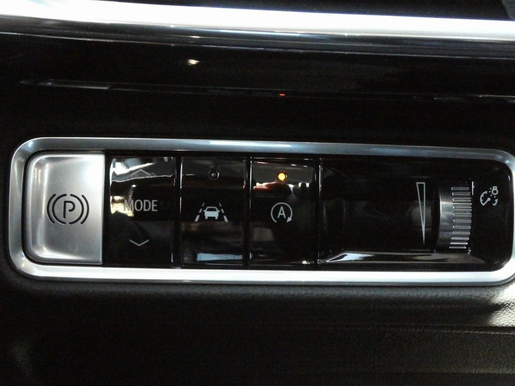 new 2025 Buick Envision car, priced at $41,548