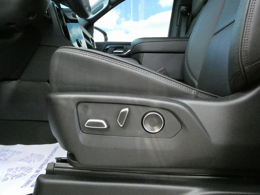 used 2025 GMC Yukon XL car, priced at $82,063