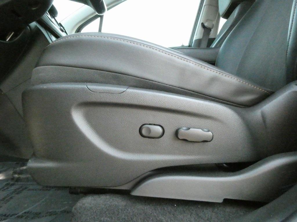 used 2022 Chevrolet Trax car, priced at $18,819