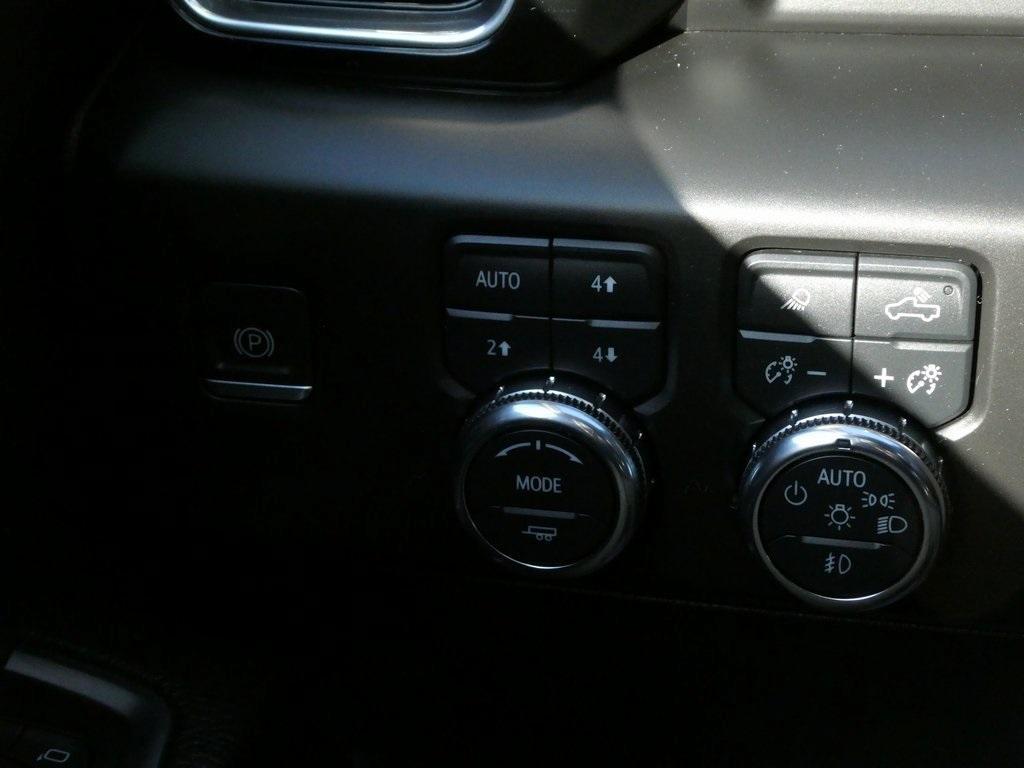 used 2023 GMC Sierra 1500 car, priced at $53,664