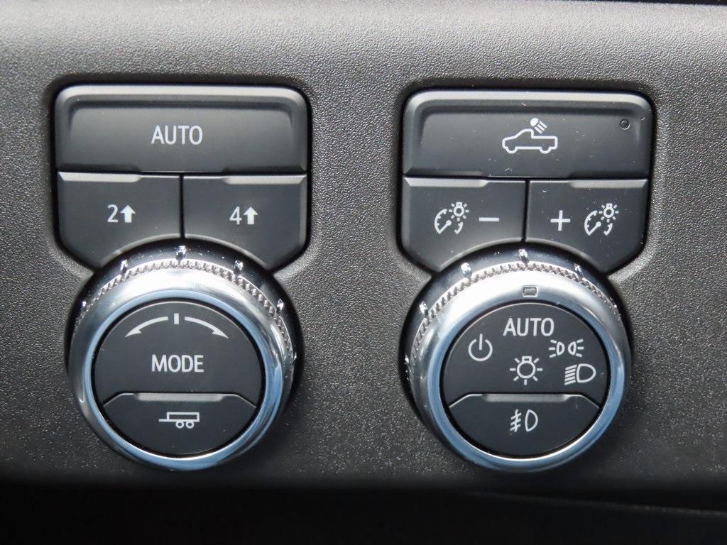 new 2025 GMC Sierra 1500 car, priced at $50,135