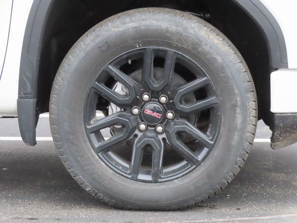 new 2025 GMC Sierra 1500 car, priced at $50,135
