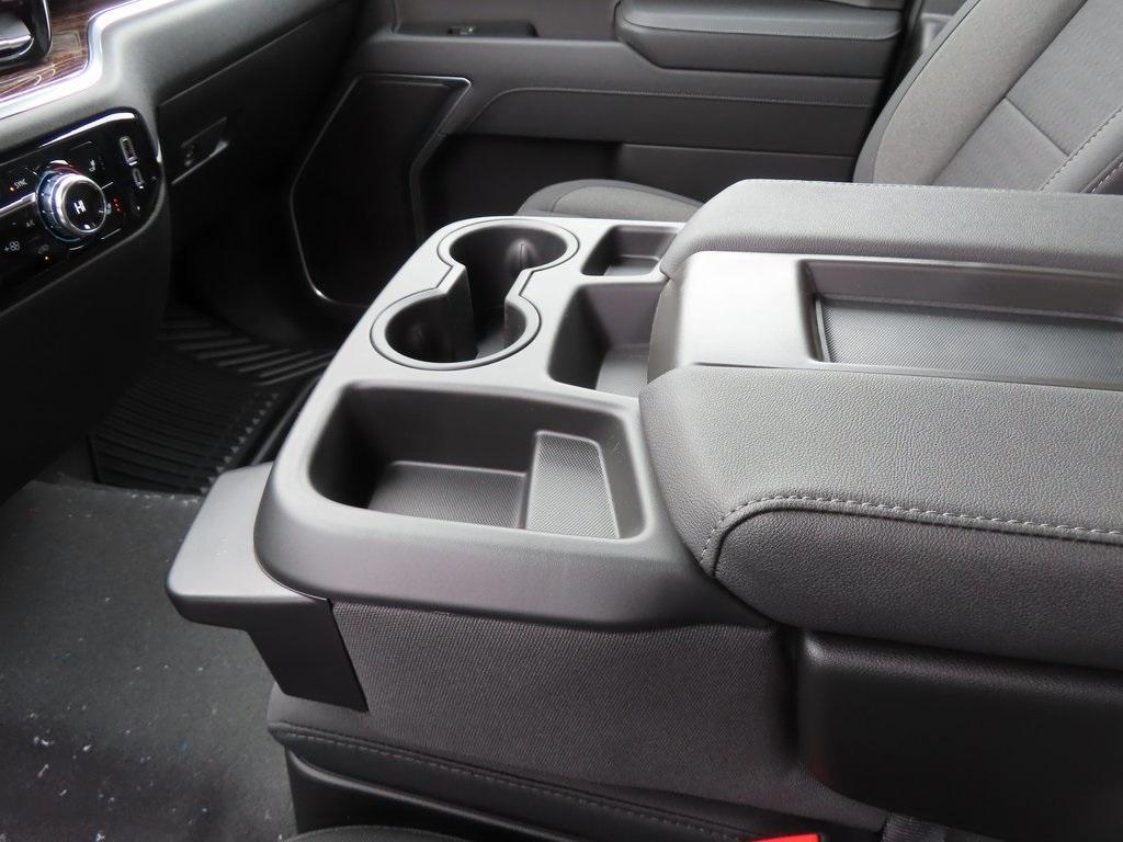 new 2025 GMC Sierra 1500 car, priced at $50,135
