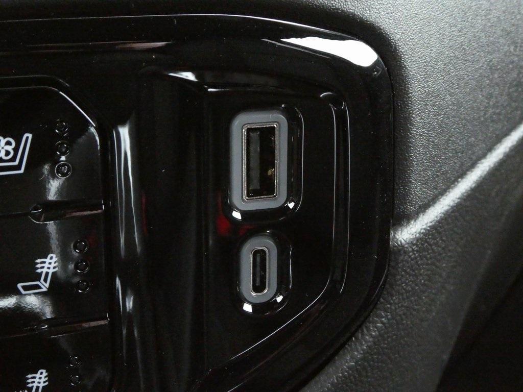 new 2025 GMC Sierra 1500 car, priced at $60,489