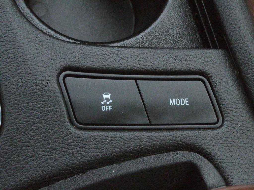 used 2023 Cadillac XT5 car, priced at $36,591