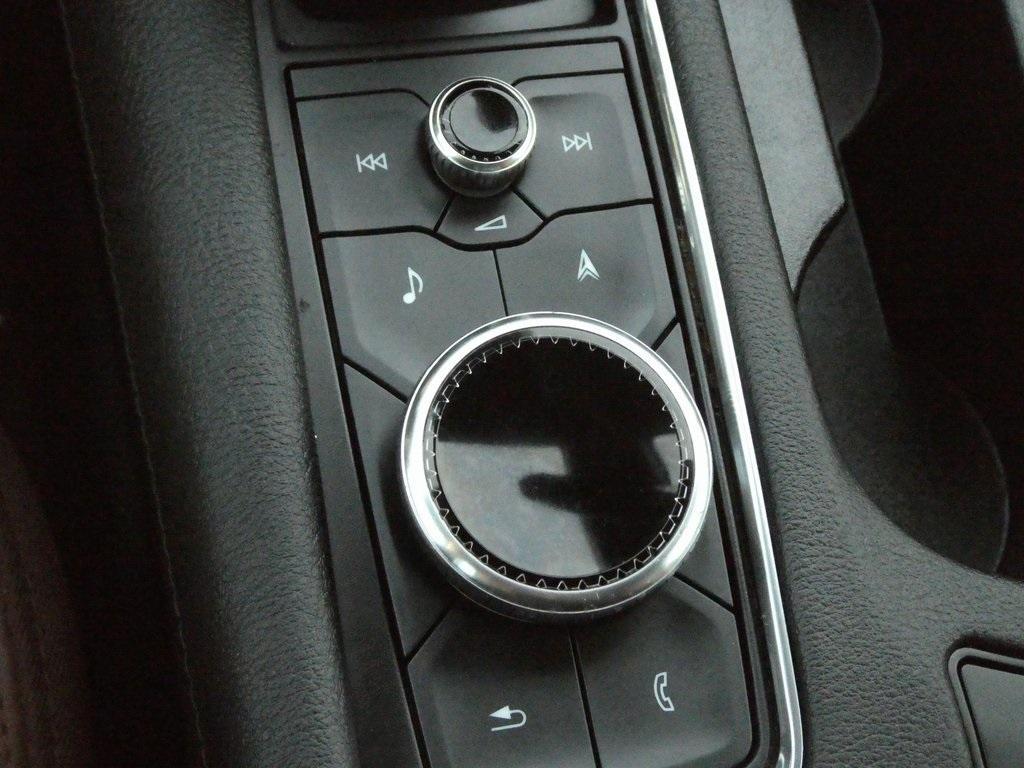 used 2023 Cadillac XT5 car, priced at $36,591