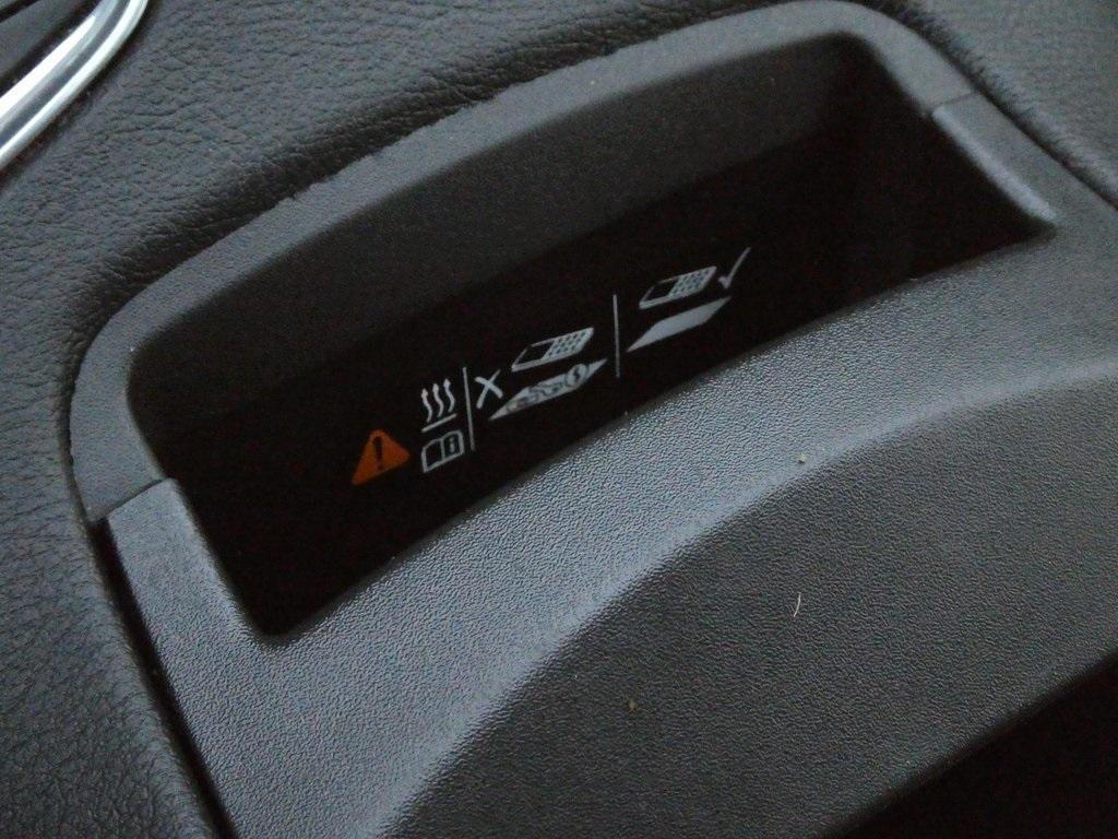 used 2023 Cadillac XT5 car, priced at $36,591