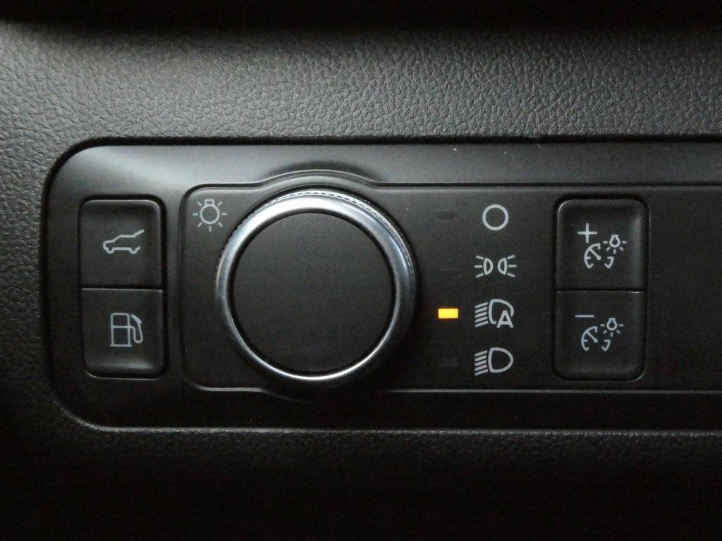 used 2022 Ford Escape car, priced at $23,149