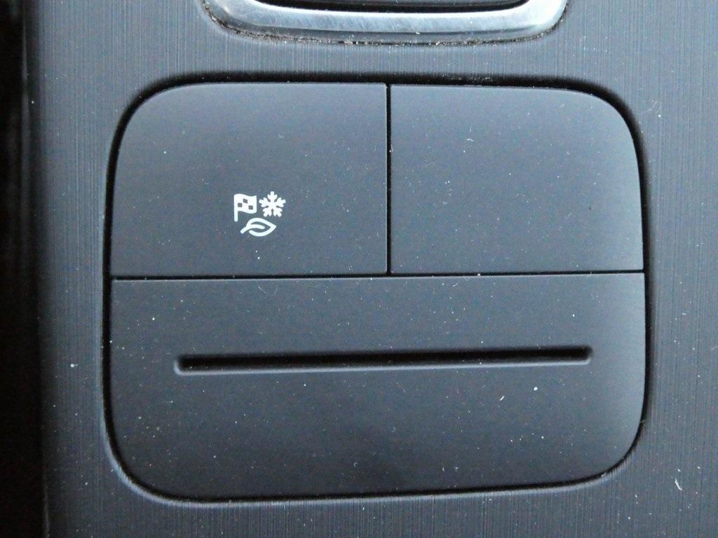 used 2022 Ford Escape car, priced at $23,149
