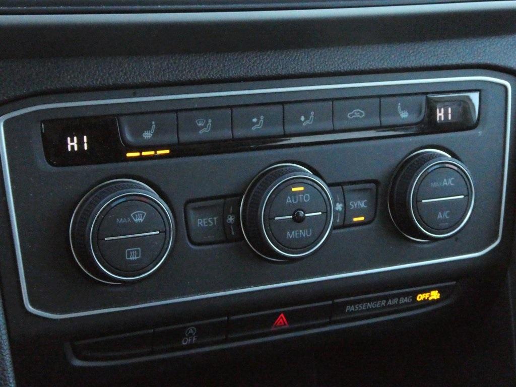 used 2021 Volkswagen Atlas car, priced at $25,409