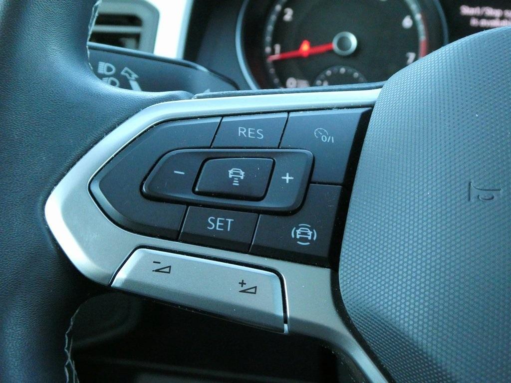 used 2021 Volkswagen Atlas car, priced at $25,409