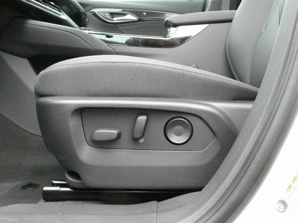 new 2025 Buick Envision car, priced at $37,262