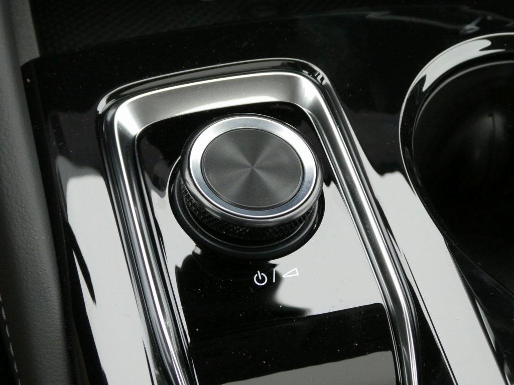 new 2025 Buick Envision car, priced at $37,262