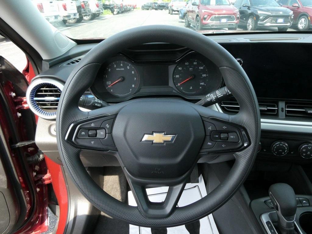 used 2024 Chevrolet Trax car, priced at $22,356